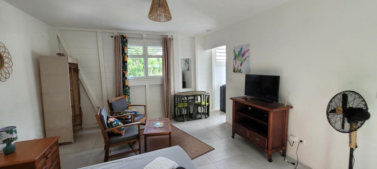 Ti-Hibiscus Bungalow T1 Clim-Wifi 30M2 2 Pers Grande Savane Bagian luar foto