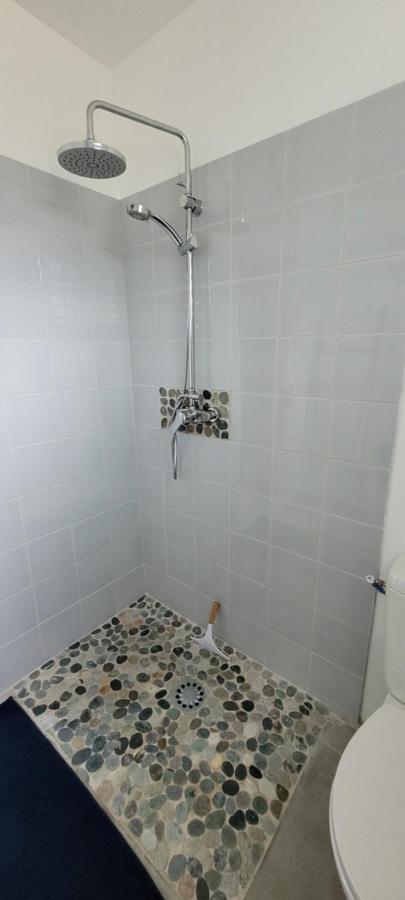 Ti-Hibiscus Bungalow T1 Clim-Wifi 30M2 2 Pers Grande Savane Bagian luar foto